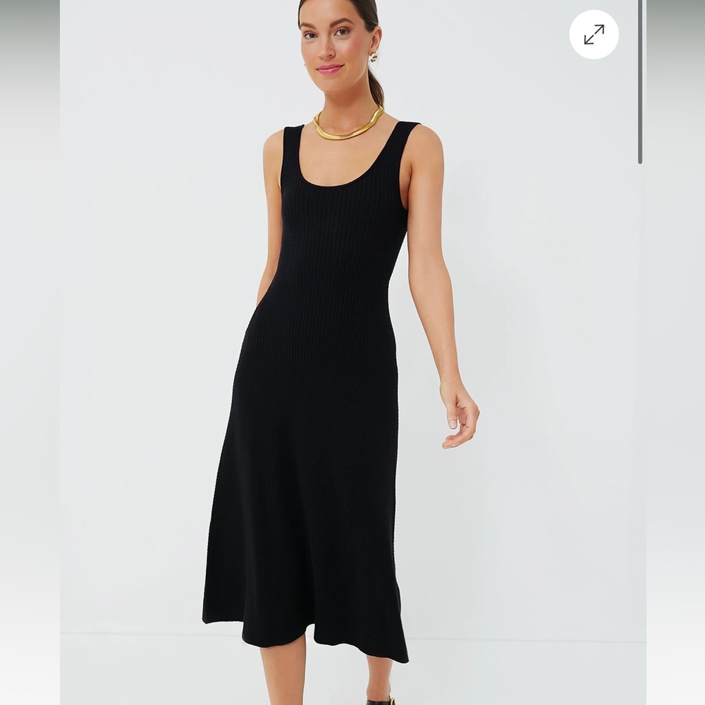 WEWOREWHAT
Black Scoop Sweater Midi Dress